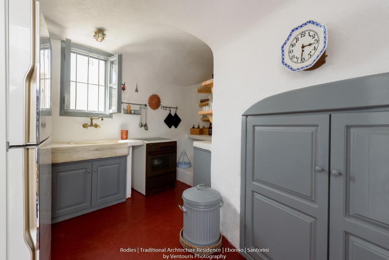 Rodies Traditional House Emporio  Экстерьер фото